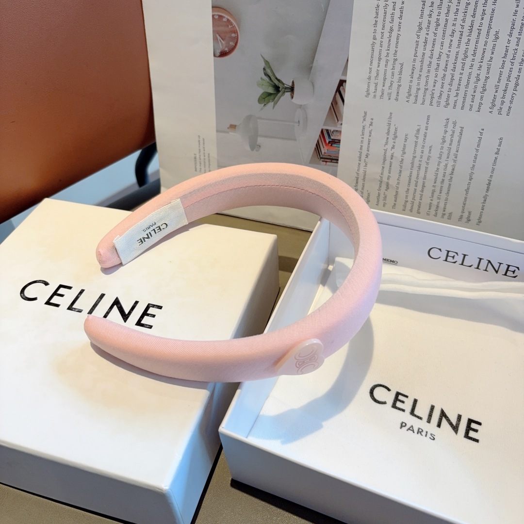 Packaging p. 99 CELINE is a classic novelty. The goddess must have a head. It’s very fun - 图片 8