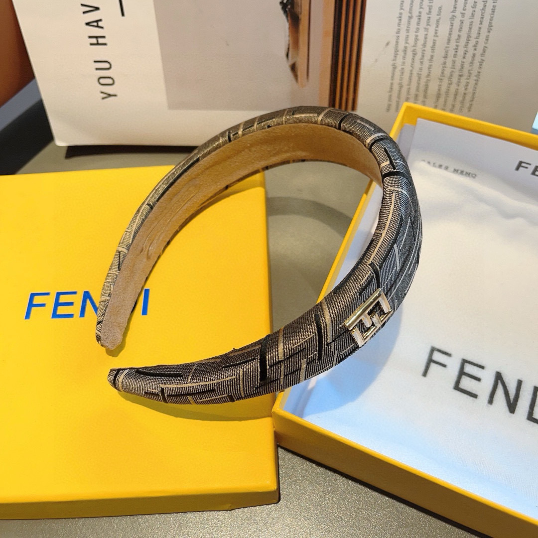 Packaging p. 99 FENDI FINDI, FUNDI, FUNDI, FUNDI, FUNDI, FUNDI, FUNDI - 图片 7