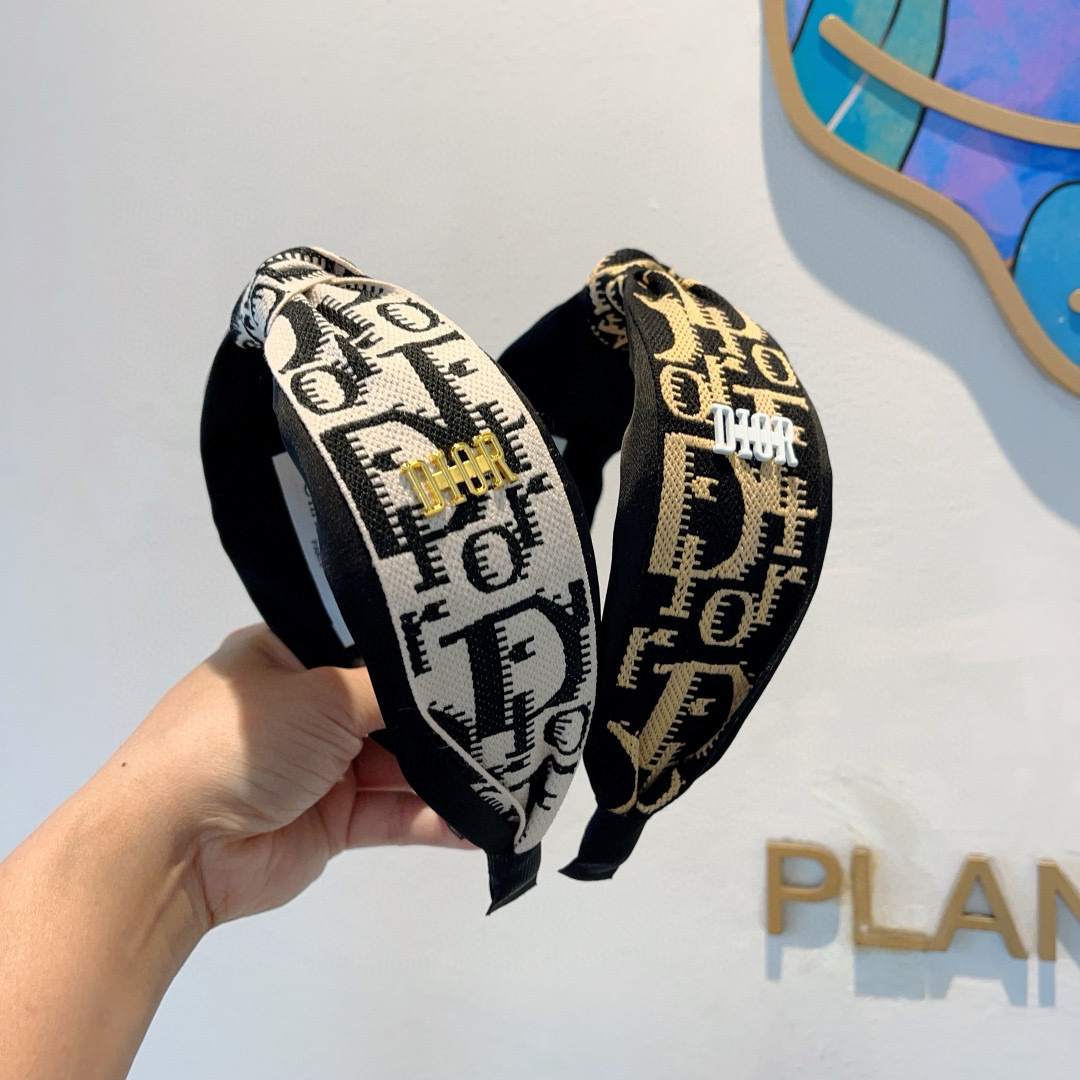 Dior Packaging: Big Hair and Fresh Charm on Page 99 - 图片 9