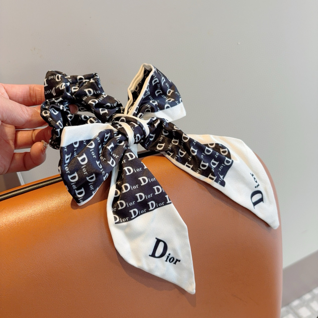 Dior Ponytail Hair Rings Packaging with High-End Korean Cortex and Classic Flower Design - 图片 2