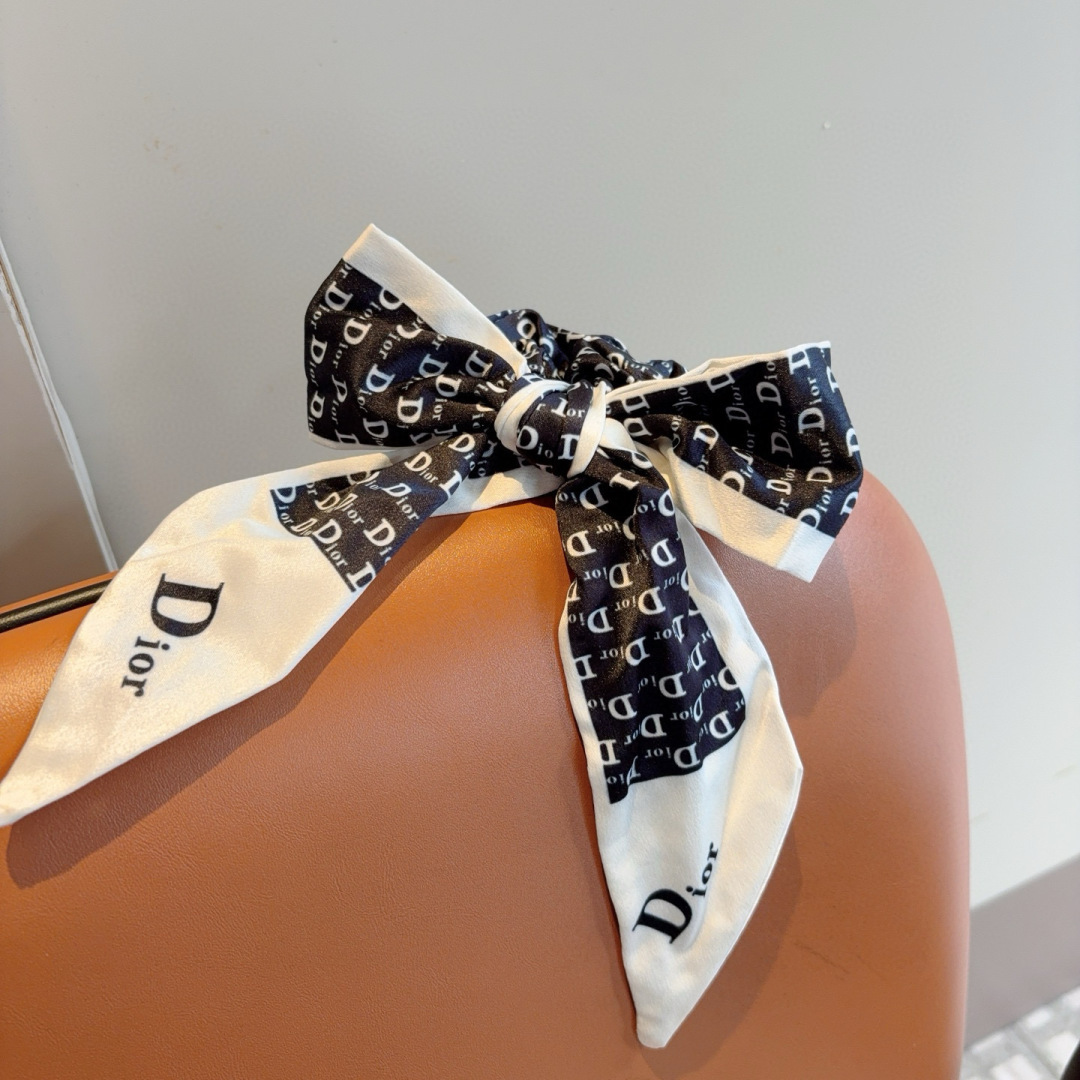 Dior Ponytail Hair Rings Packaging with High-End Korean Cortex and Classic Flower Design - 图片 1