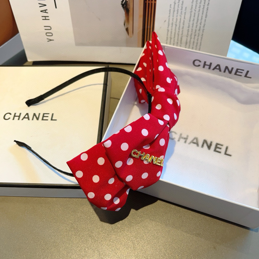 Chanel’s Delicate High-End Fragrances: Precision and Fashion on p. 99 - 图片 8