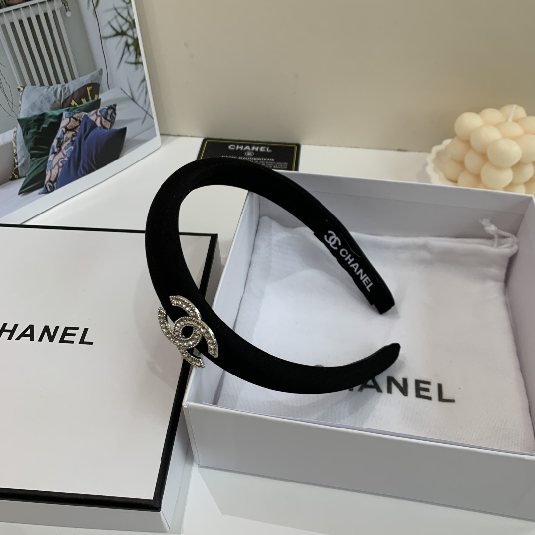 Packaging p. 99 Chanel’s newest fragrance, retrospect, net-explosive referral, high-end material, super-precision, fashionable。