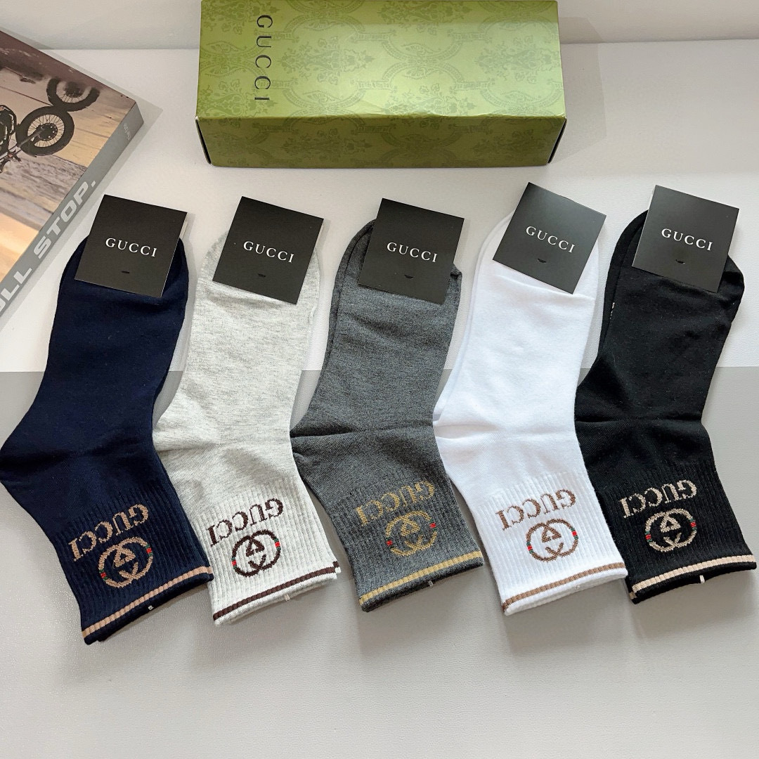 配包装（一盒5双）
GUCCI 古奇男士新款袜子！纯棉面料，经典图案，专柜同步中筒袜子，💛大牌出街，潮人