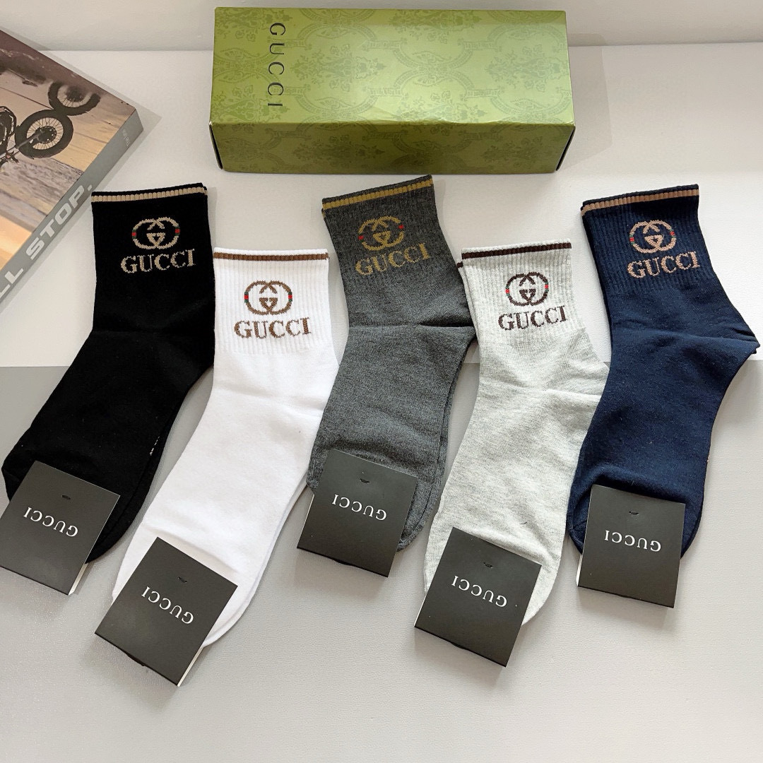 配包装（一盒5双）
GUCCI 古奇男士新款袜子！纯棉面料，经典图案，专柜同步中筒袜子，💛大牌出街，潮人