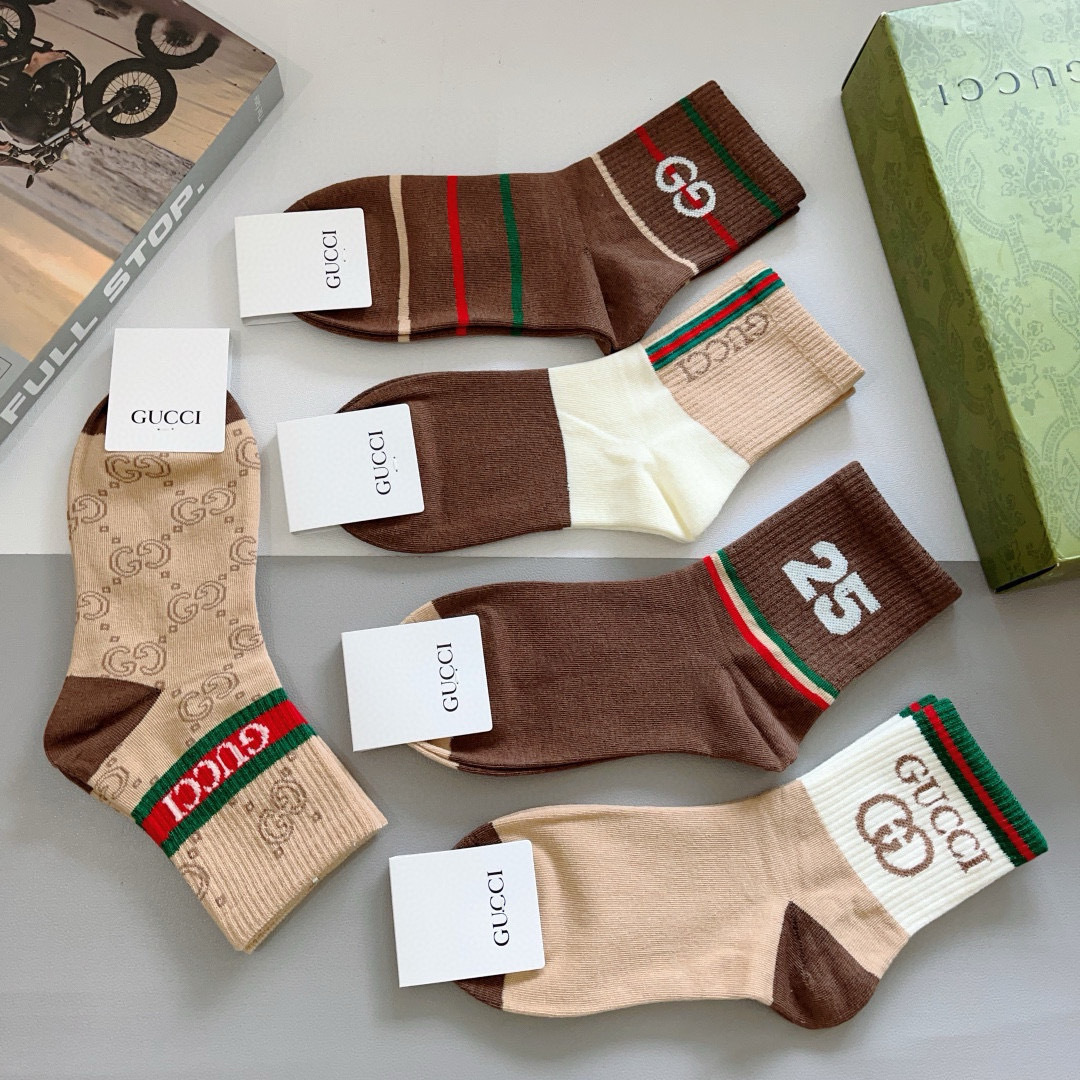 配包装（一盒5双）
GUCCI 古奇 新款中筒袜子！纯棉面料，火爆图案，专柜同步中筒袜子，💛大牌出街，潮