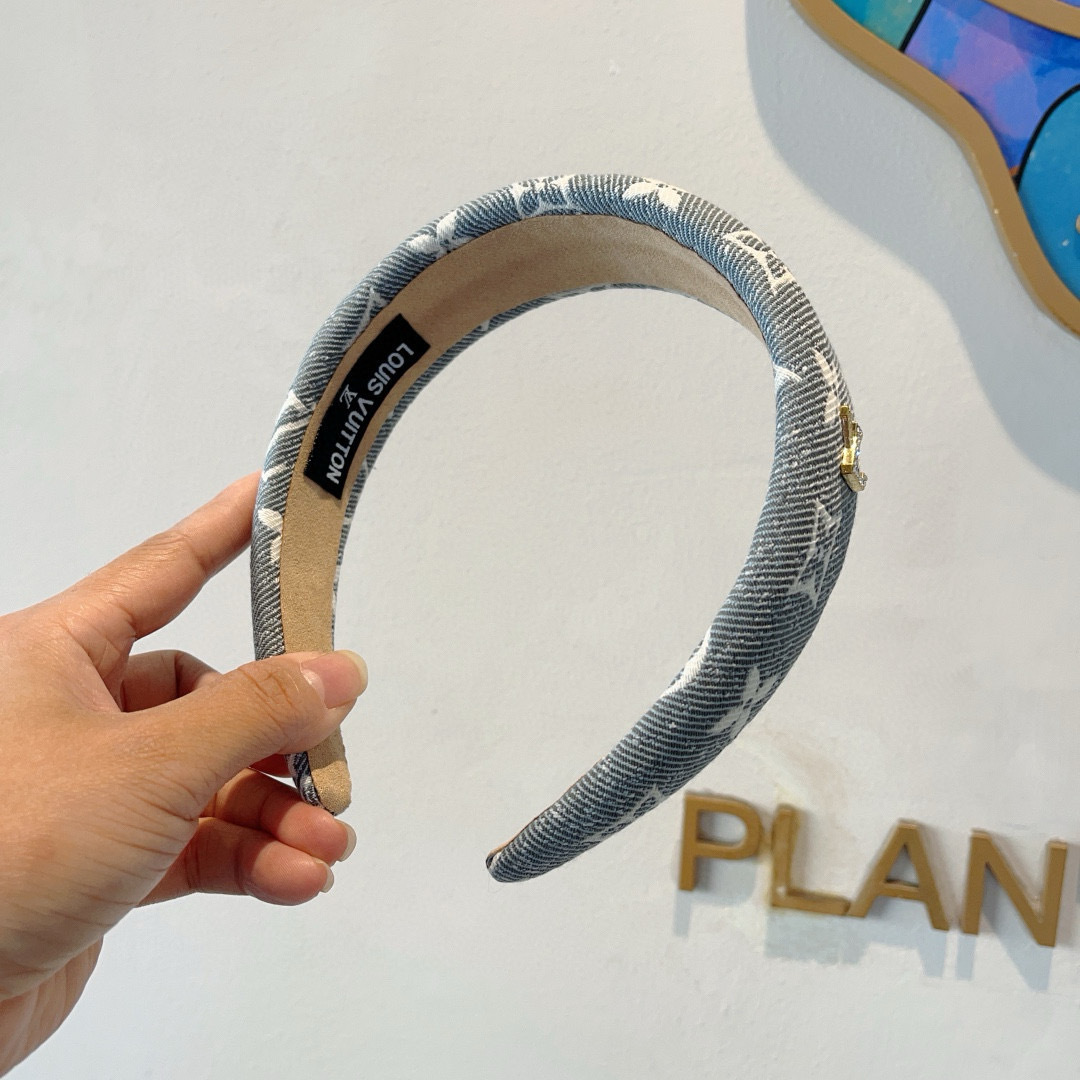 Trend Alert: LV Packaging on Page 99 Sparks Fashion Buzz and Net Red Frenzy - 图片 4