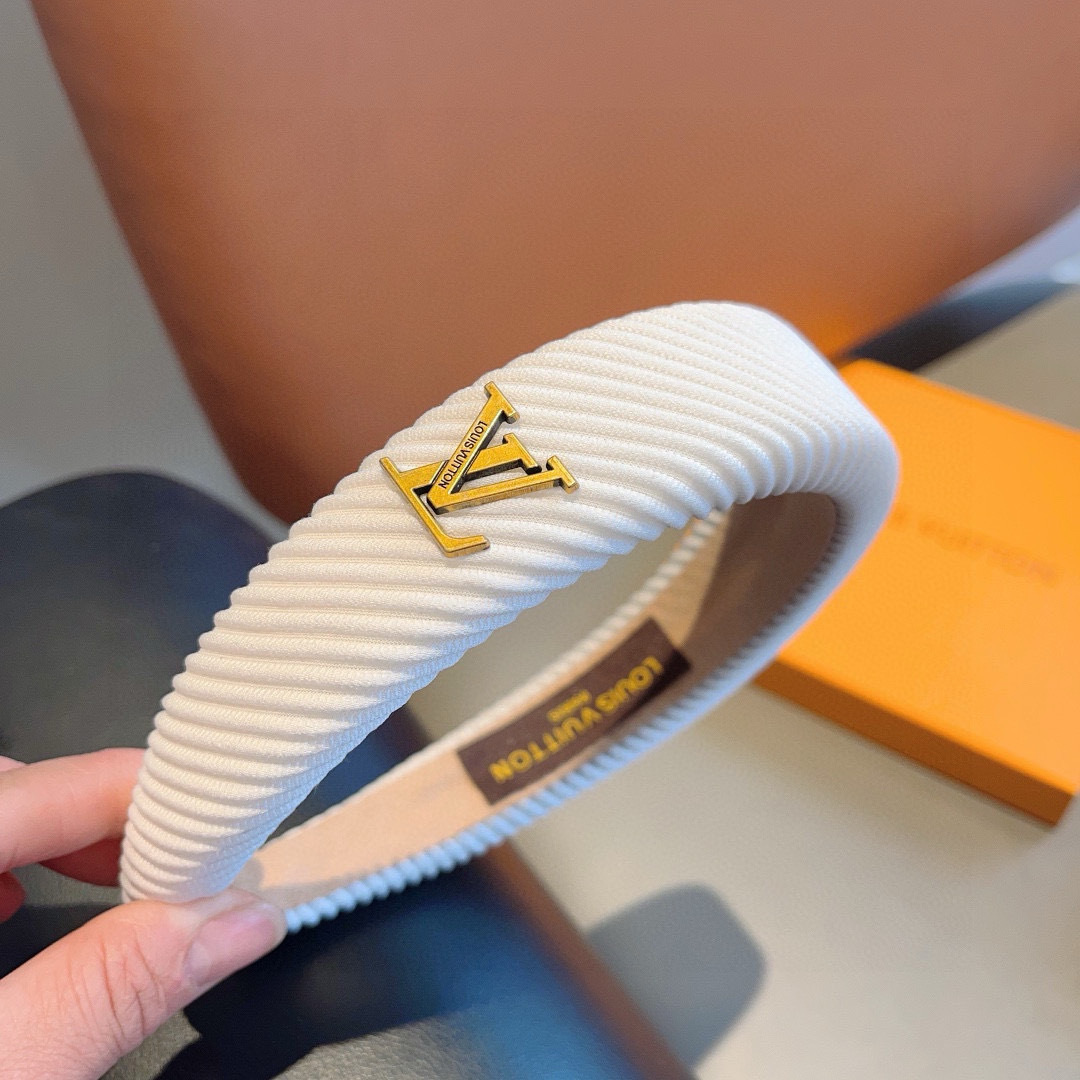 Trendy Louis Vuitton Packaging: Hot New Money and Fashion Headliners (9 words) - 图片 7