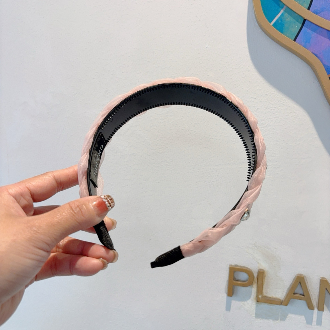 Packaging p. 99 Chanel’s newest fragrance, retrospect, red-hot, high-end material, super-precision, fashion。 - 图片 4