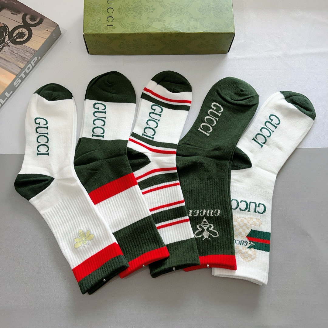 （一盒5双）
 Gucci 古奇 ins超火爆长筒袜，纯棉面料，潮人必备 ，经典双G字母，个性时尚百搭款