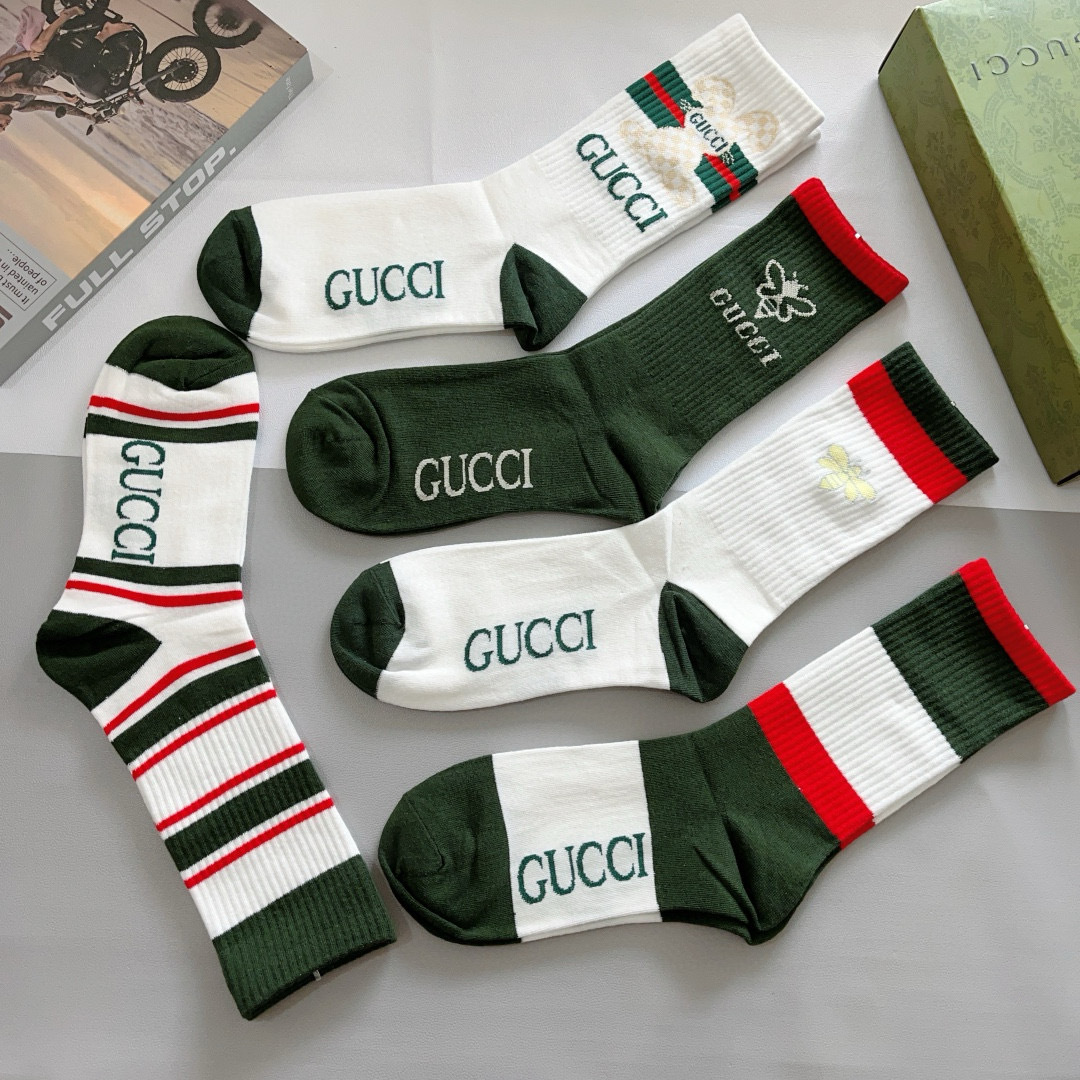 （一盒5双）
 Gucci 古奇 ins超火爆长筒袜，纯棉面料，潮人必备 ，经典双G字母，个性时尚百搭款