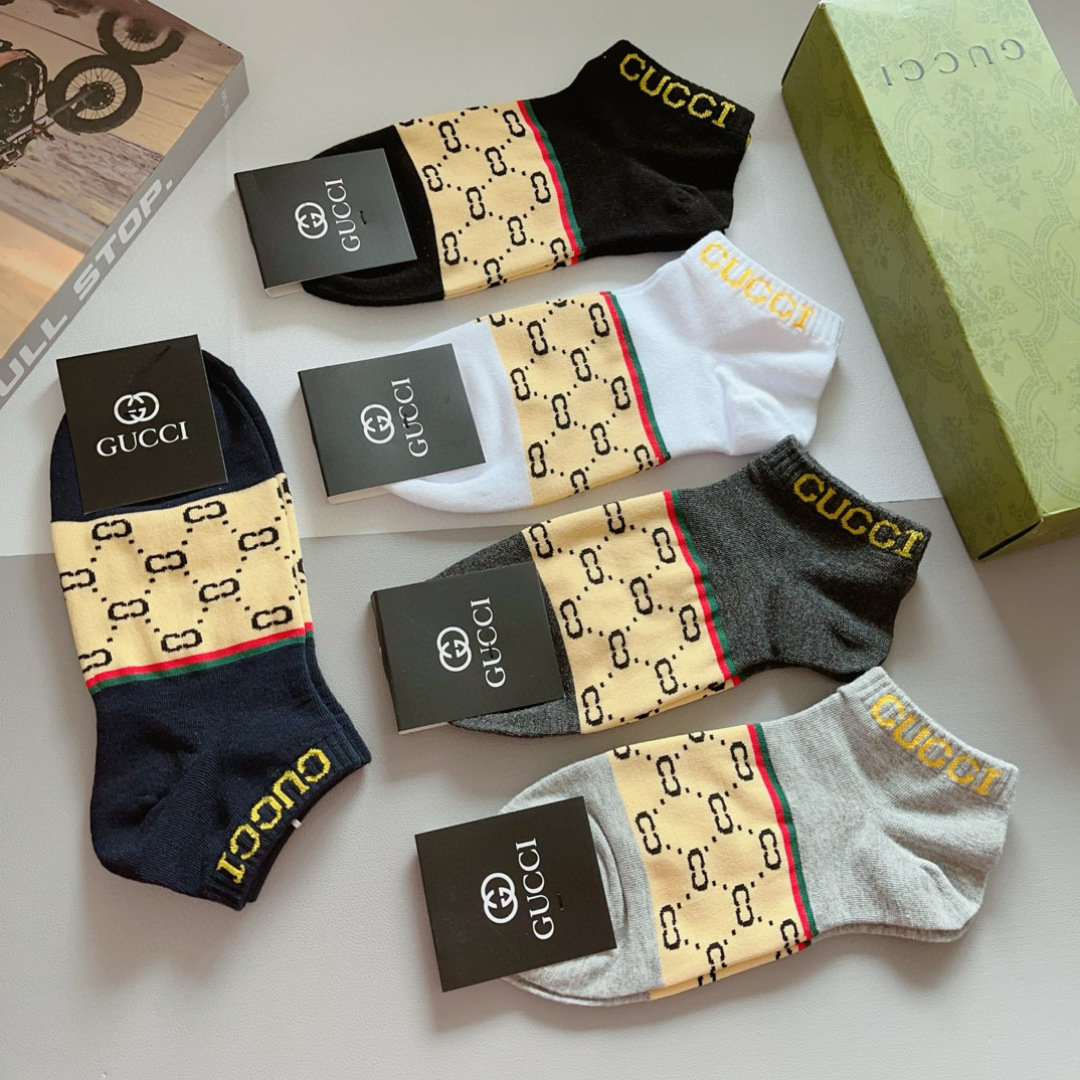 配包装（一盒5双） Gucci 古奇 ins超火爆小单品男款袜子，纯棉面料，潮人必备 ，Gucci 爆款