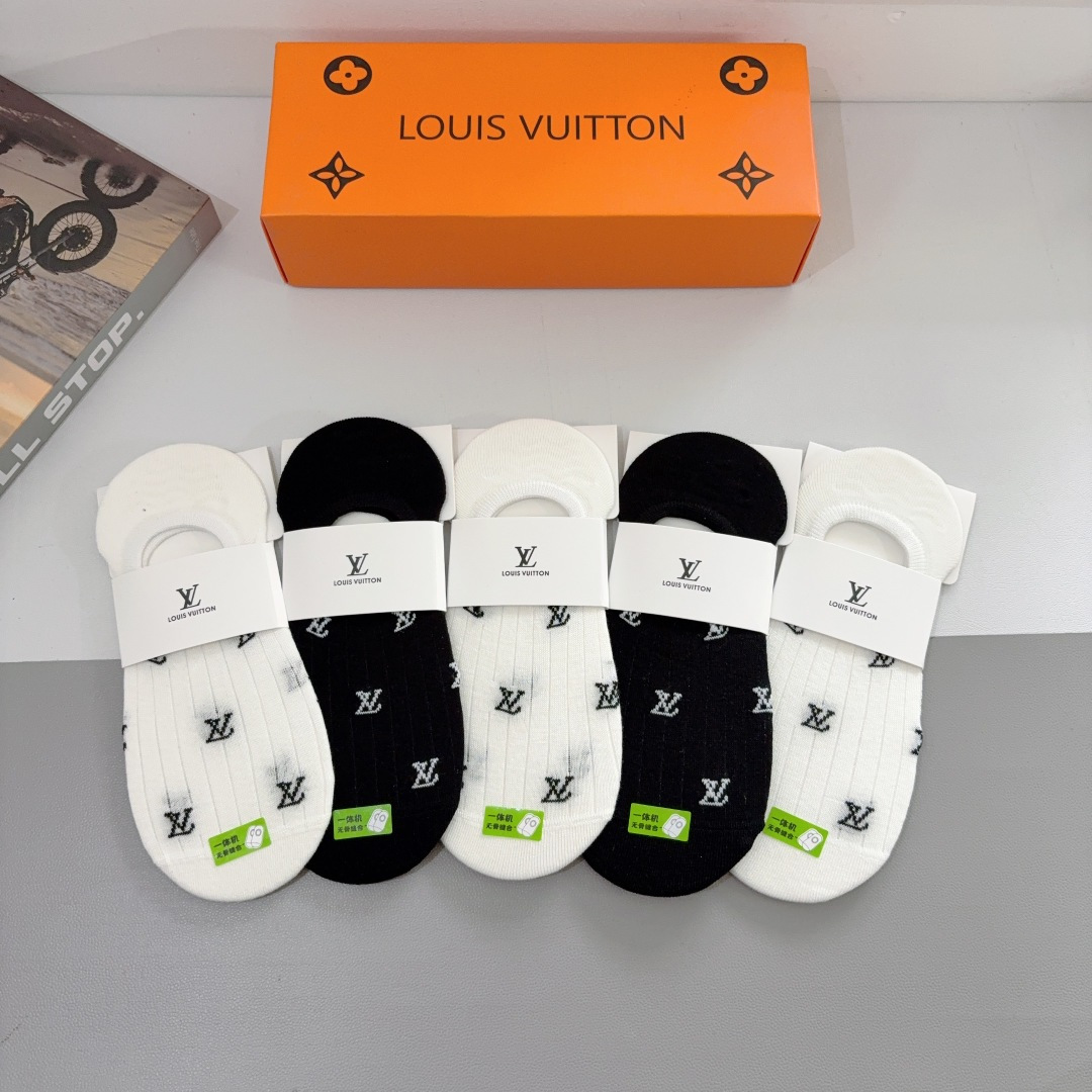 NO:299262,Packaging (5 pairs per box) LV Louis Vuitton New super hot socks, bamboo cotton fabric, classic letter logo boat socks, personalized and fashionable versatile style, you deserve socks, stockings, socks, louis vuitton, louis vuitton, socks19860909配包装（一盒5双） LV 路易威登 新款超火袜子,竹棉面料,经典字母logo船袜,个性时尚百搭款,你值得拥有哦袜子,丝袜,袜子,louis vuitton,louis vuitton,socks,accessory