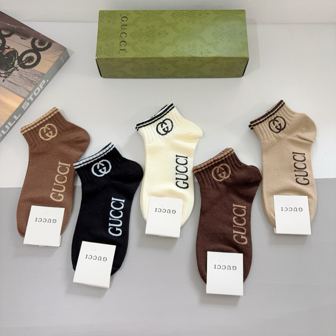 配包装（一盒5双）
 Gucci 古奇 ins超火爆短款船袜 纯棉面料，潮人必备 ，Gucci 爆款，经