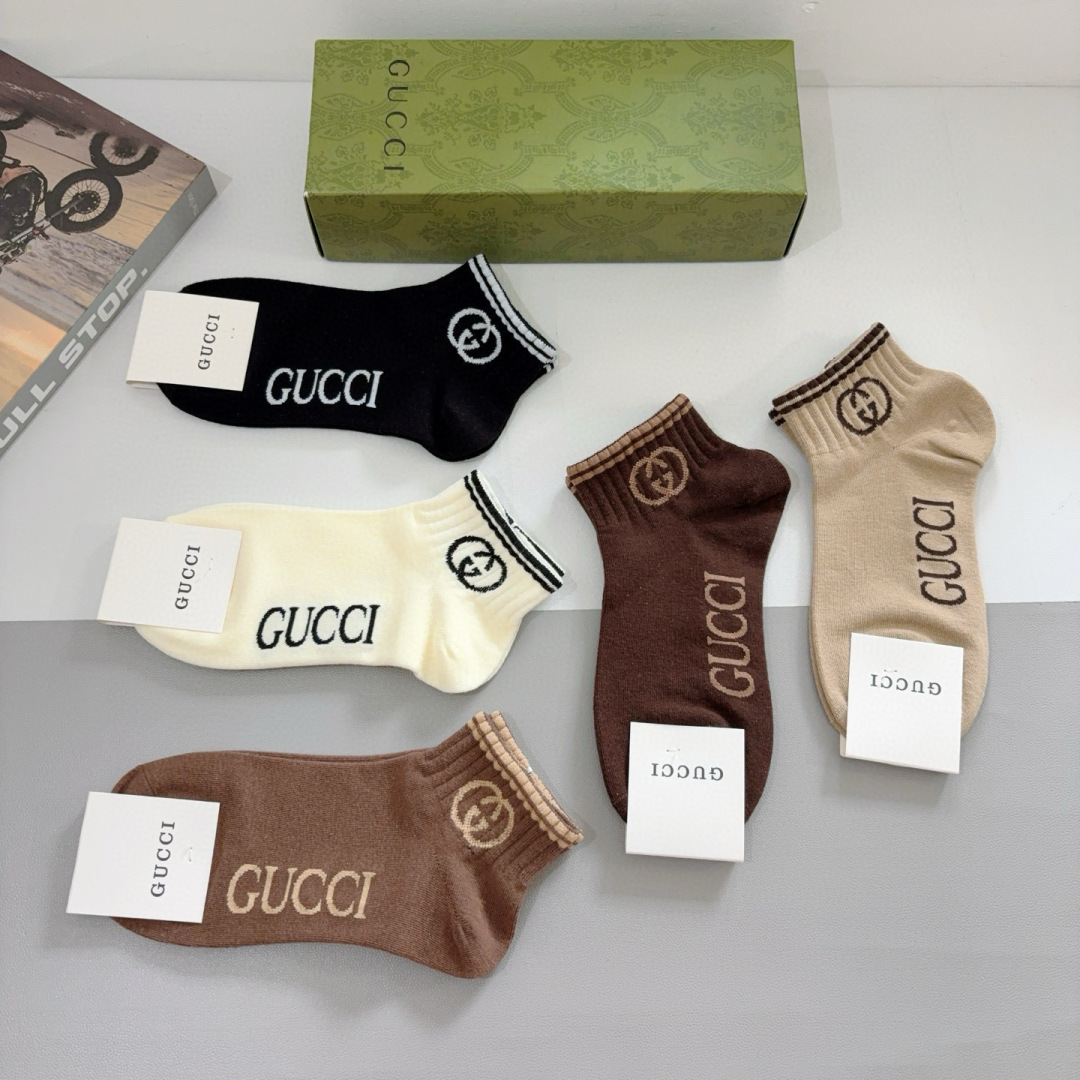配包装（一盒5双）
 Gucci 古奇 ins超火爆短款船袜 纯棉面料，潮人必备 ，Gucci 爆款，经