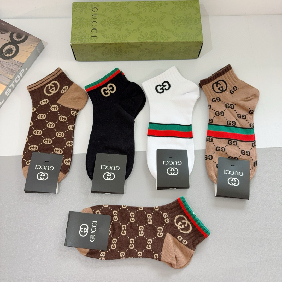配包装（一盒5双） Gucci 古奇 ins超火爆小单品男女同款袜子，纯棉面料，潮人必备 ，Gucci 