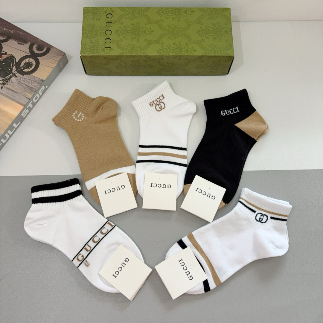 配包装（一盒5双） Gucci 古奇 ins超火爆小单品男女同款袜子，纯棉面料，潮人必备 ，Gucci 