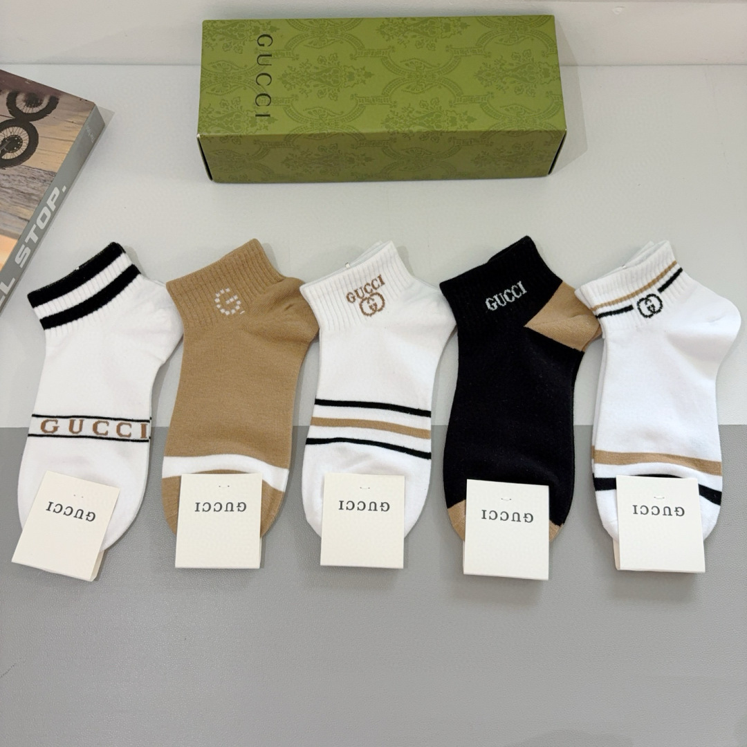 配包装（一盒5双） Gucci 古奇 ins超火爆小单品男女同款袜子，纯棉面料，潮人必备 ，Gucci 