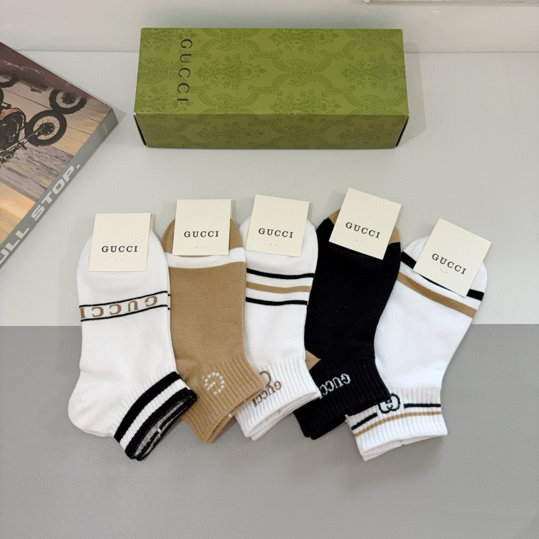 配包装（一盒5双） Gucci 古奇 ins超火爆小单品男女同款袜子，纯棉面料，潮人必备 ，Gucci 