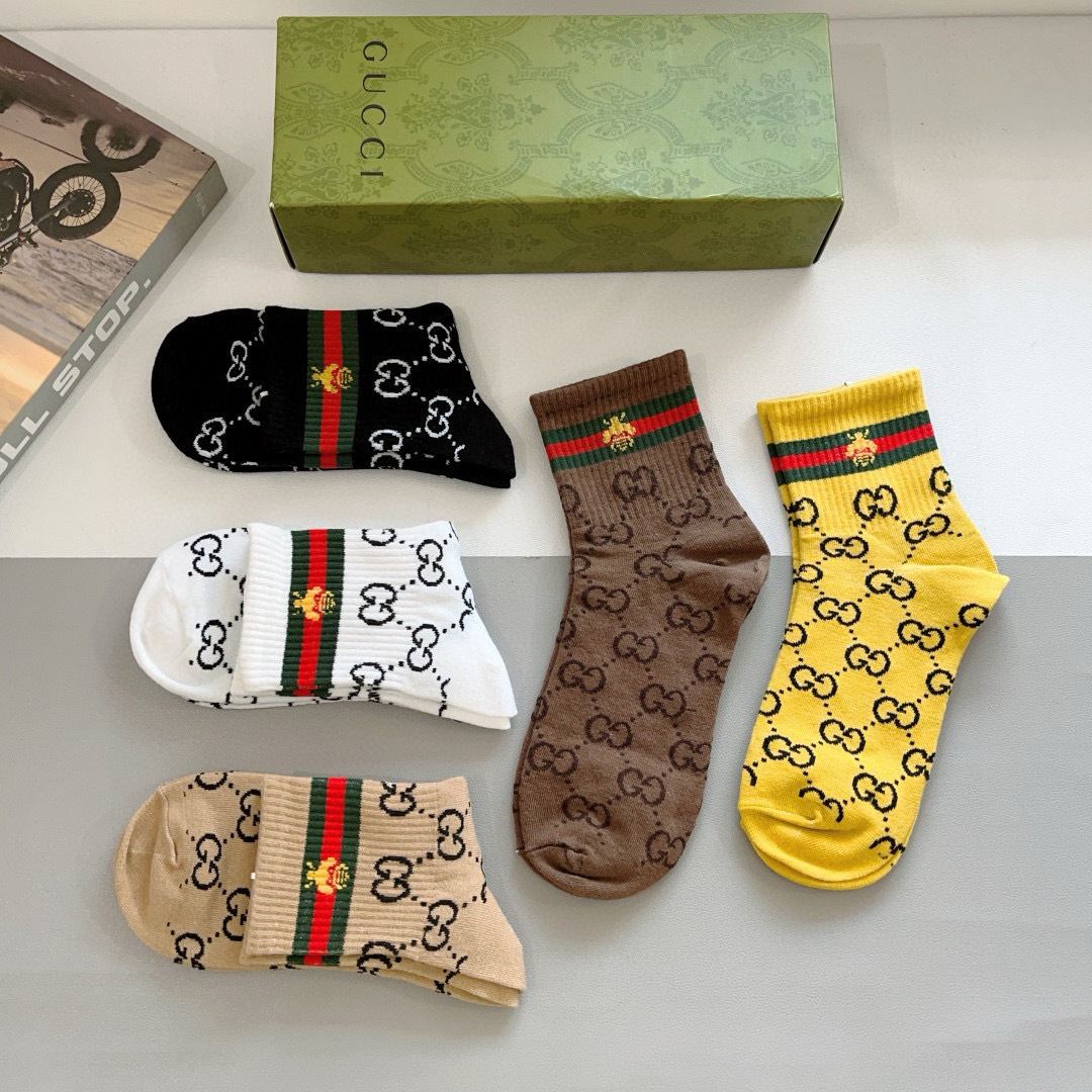 配包装（一盒5双）
GUCCI 古奇2023新款袜子！纯棉面料，火爆图案，专柜同步中短筒袜子，大牌出街，