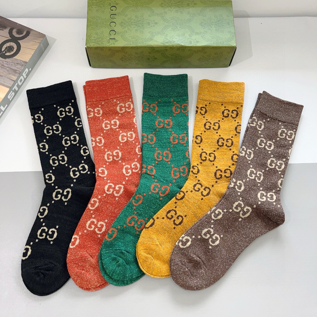 配包装（一盒5双）
 Gucci 古奇 ins超火爆长筒袜，纯棉面料，潮人必备 ，经典双G字母，个性时尚