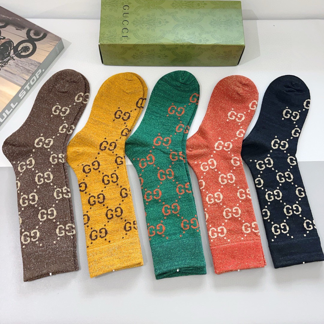 配包装（一盒5双）
 Gucci 古奇 ins超火爆长筒袜，纯棉面料，潮人必备 ，经典双G字母，个性时尚