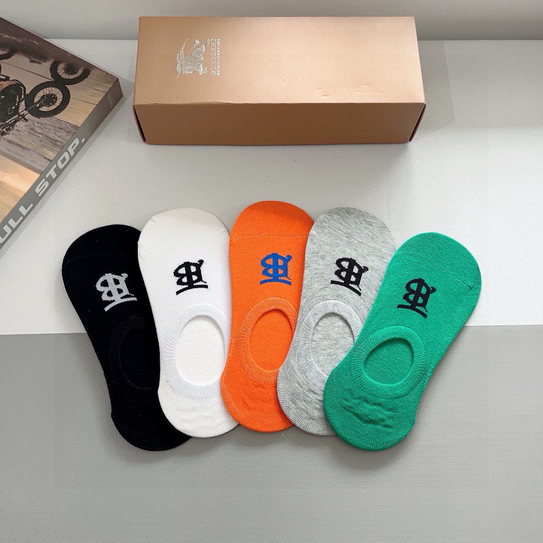 配包装（一盒5双） 🌟 BURBERRY 巴宝莉船袜 超火爆小单品，潮人必备 爆款，个性时尚百搭款，！你