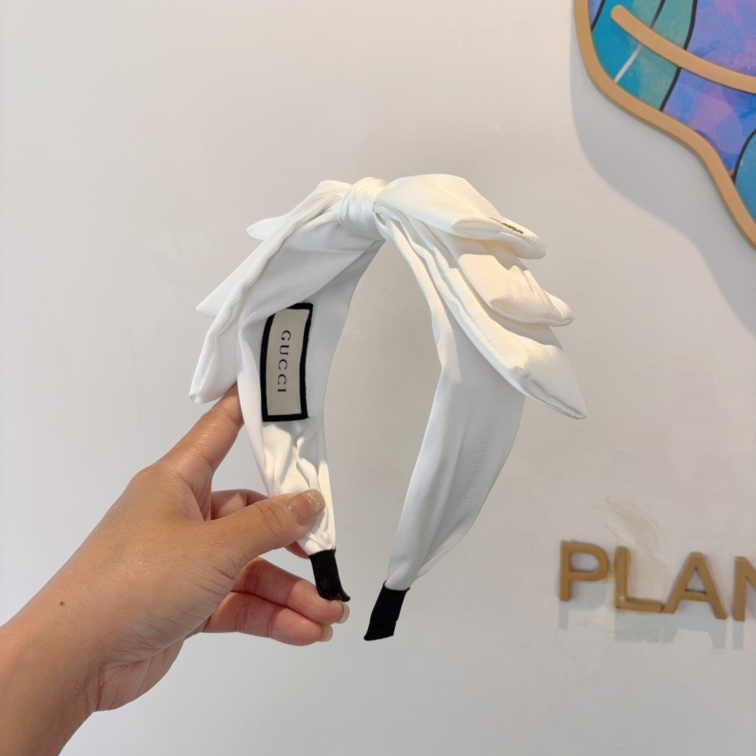 NO:301386,Packaging Gucci Internet celebrity classic bow headband, goddess must-have headband, very versatile, fashionable and trendy hairpins, hairpins, gucci, hairpins19860909配包装 Gucci古奇 网红经典蝴蝶结发箍,女神必备单品头箍,非常百搭,时尚潮流款发夹,发夹,gucci,hairpins,accessory