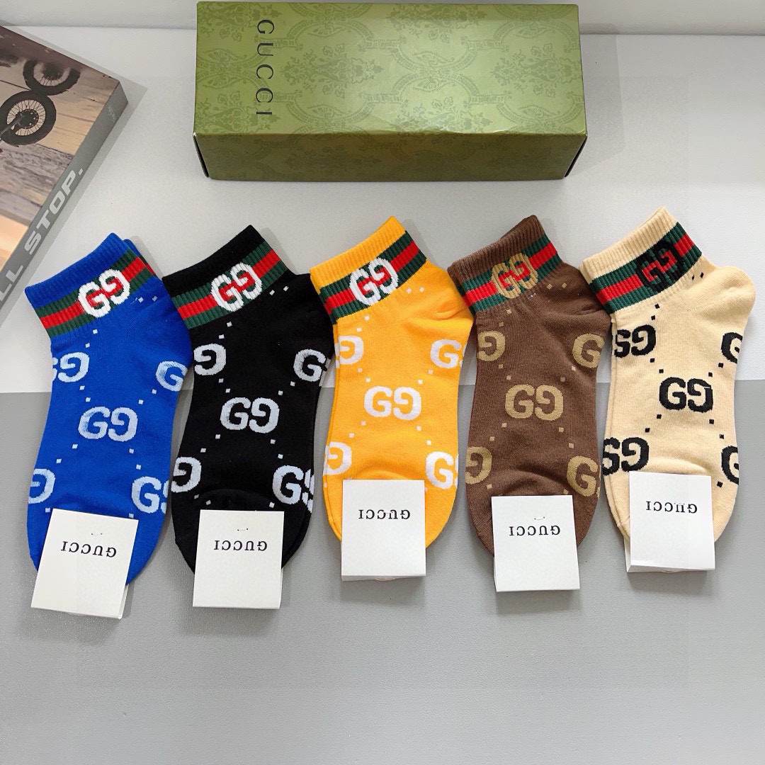 配包装（一盒5双）
GUCCI 古奇2023新款船袜袜子！纯棉面料，火爆图案，专柜同步中短筒袜子，💛大牌