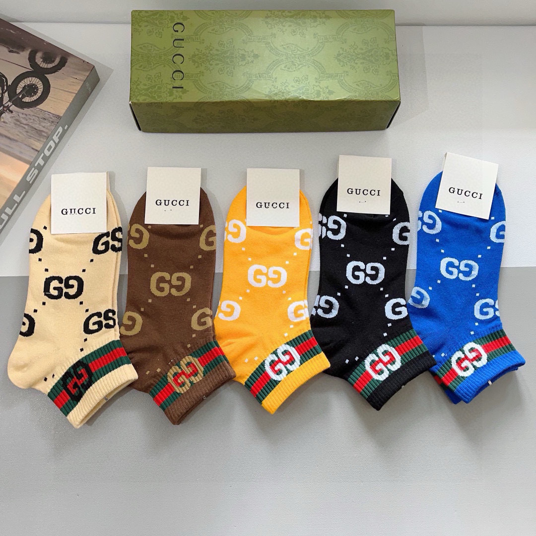 配包装（一盒5双）
GUCCI 古奇2023新款船袜袜子！纯棉面料，火爆图案，专柜同步中短筒袜子，💛大牌