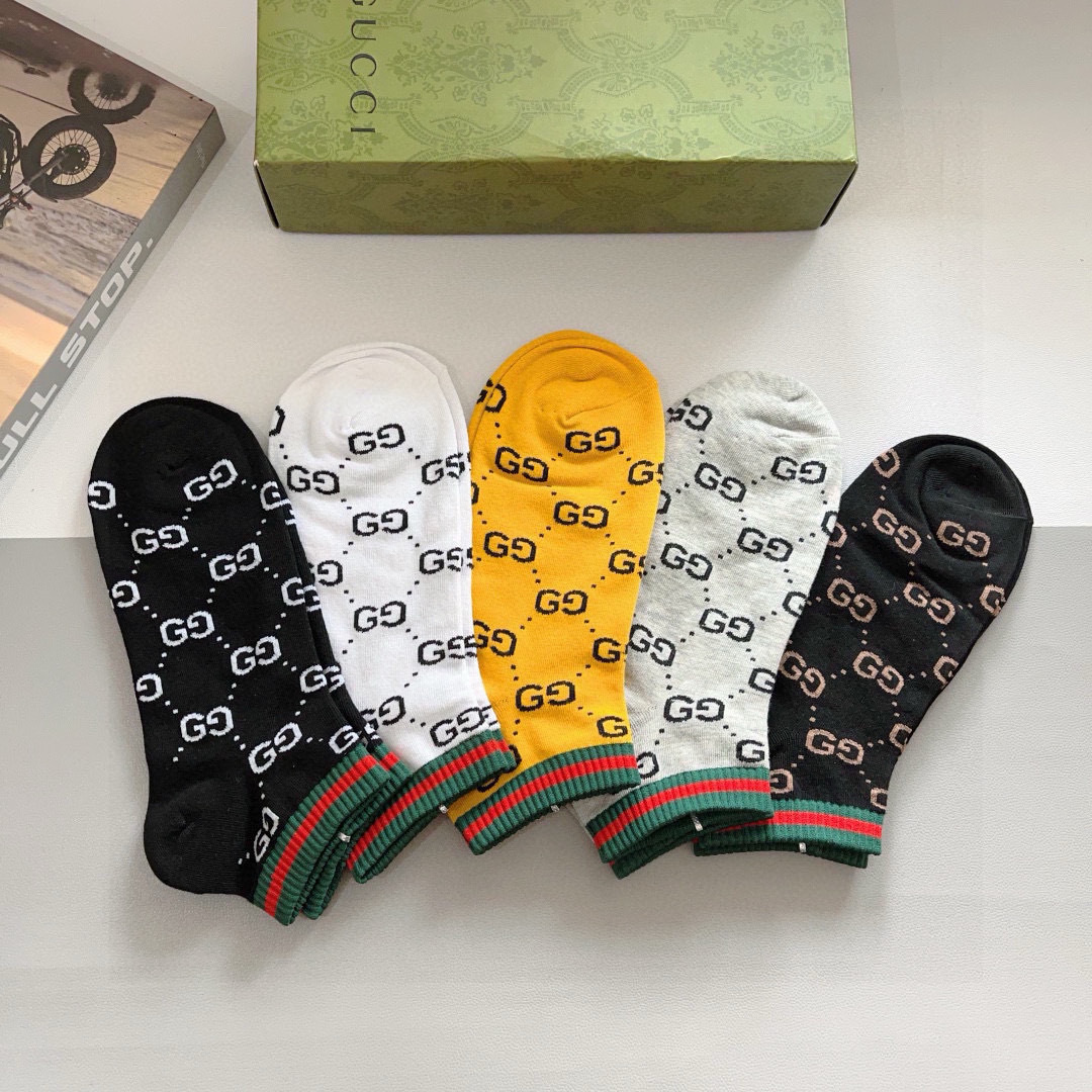 配包装（一盒5双） Gucci 古奇 ins超火爆小单品男女同款袜子，纯棉面料，潮人必备 ，Gucci 