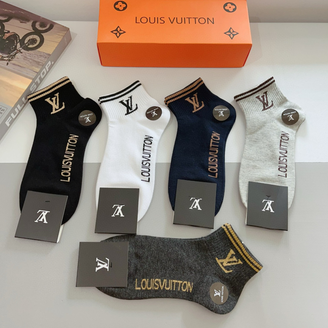 配包装（一盒5双） 🌟 LV 路易威登 超火爆小单品，高版本羊毛面料，潮人必备 爆款，经典字母logo中
