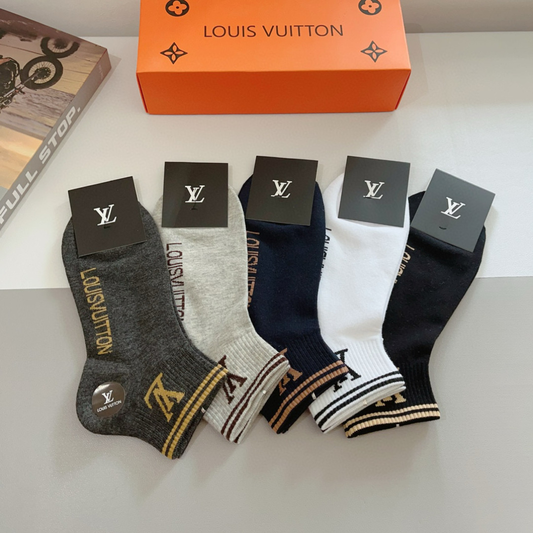 配包装（一盒5双） 🌟 LV 路易威登 超火爆小单品，高版本羊毛面料，潮人必备 爆款，经典字母logo中