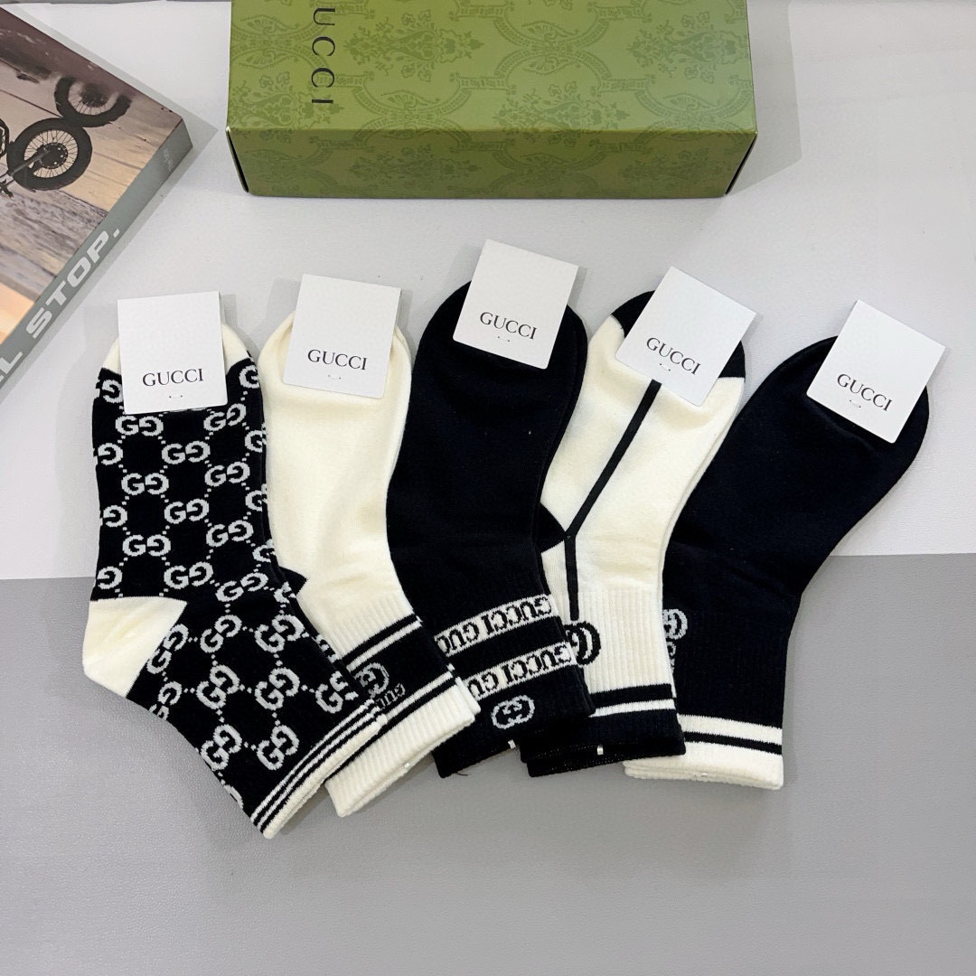 配包装（一盒5双） Gucci 古奇 ins超火爆小单品男女同款袜子，纯棉面料，潮人必备 ，Gucci 