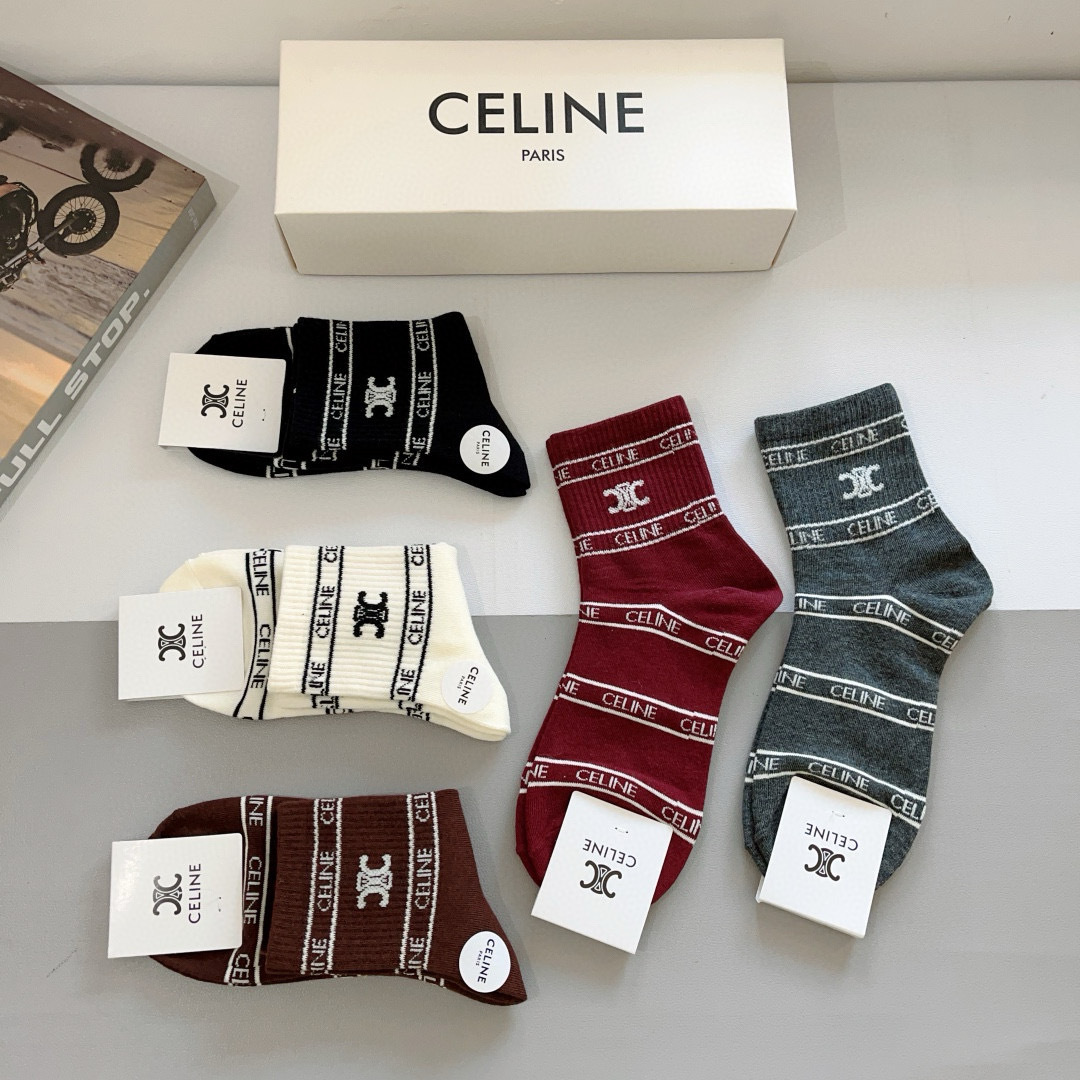 配包装（一盒5双）
CELINE  赛琳 新款中筒袜、纯棉面料，专柜同 步中筒袜子，💛大牌出街，潮人必备