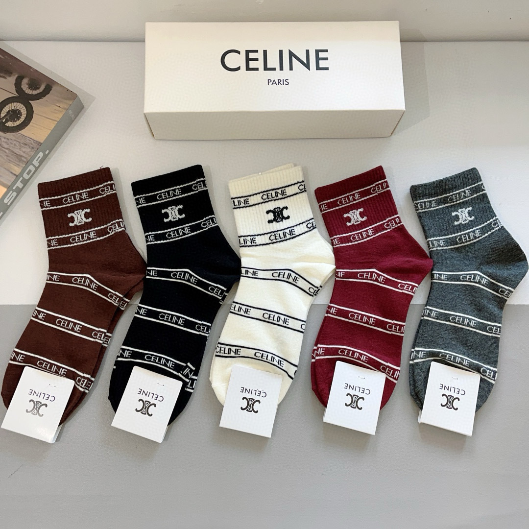 配包装（一盒5双）
CELINE  赛琳 新款中筒袜、纯棉面料，专柜同 步中筒袜子，💛大牌出街，潮人必备