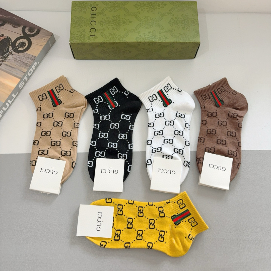 配包装（一盒5双）
GUCCI 古奇 新款短筒袜子！纯棉面料，经典图案，专柜同步船袜，💛大牌出街，潮人必