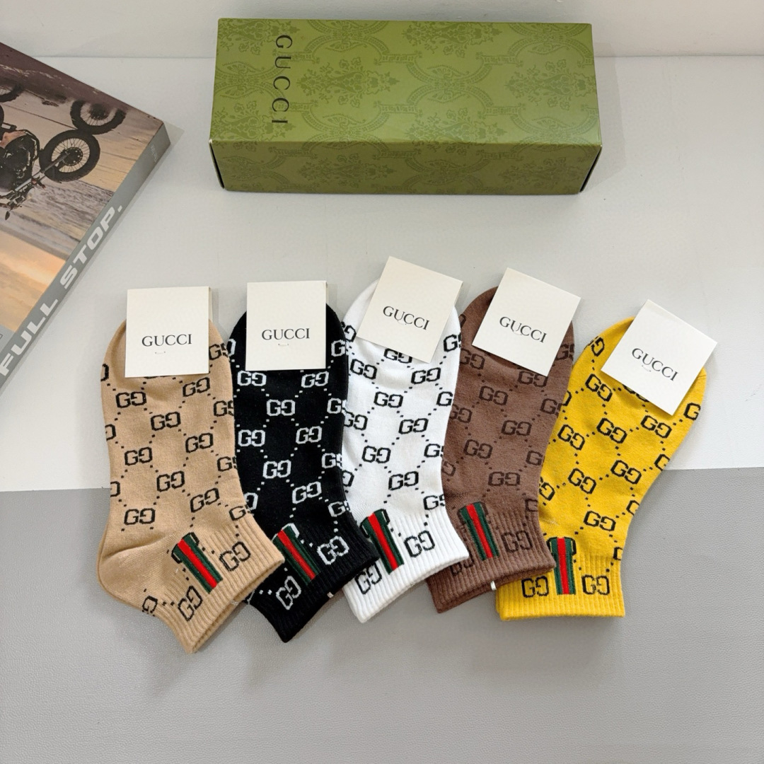 配包装（一盒5双）
GUCCI 古奇 新款短筒袜子！纯棉面料，经典图案，专柜同步船袜，💛大牌出街，潮人必