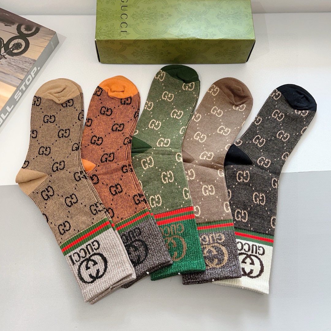 配包装（一盒5双）
GUCCI 古奇 新款小腿袜子！双针双路面料，火爆G图案，专柜同步中长筒袜子，💛大牌