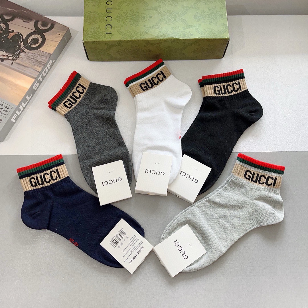配包装（一盒5双） Gucci 古奇 ins超火爆小单品男女同款袜子，纯棉面料，潮人必备 ，Gucci 