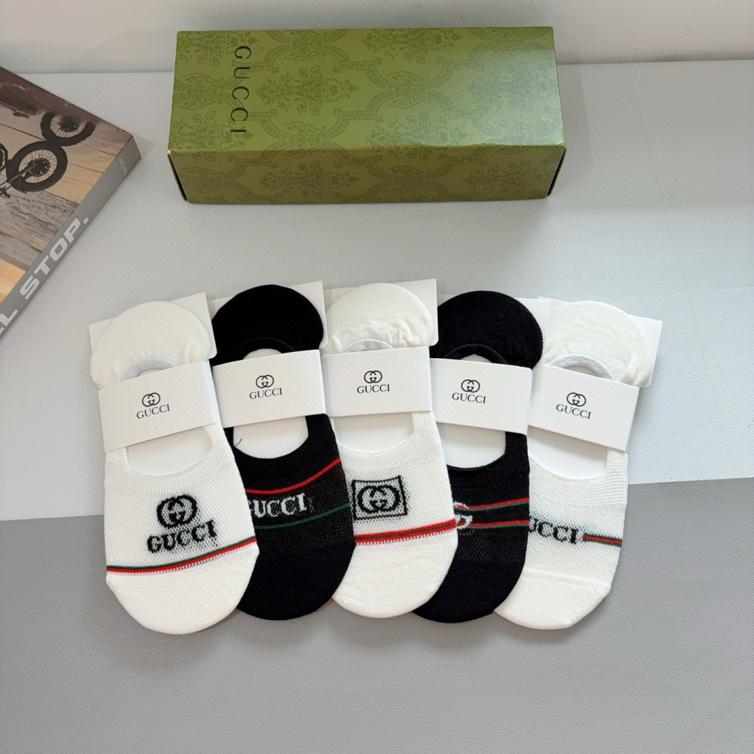配包装（一盒5双）
 Gucci 古奇 ins超火爆短款船袜，竹棉面料，潮人必备 ，经典G家袜子 个性时
