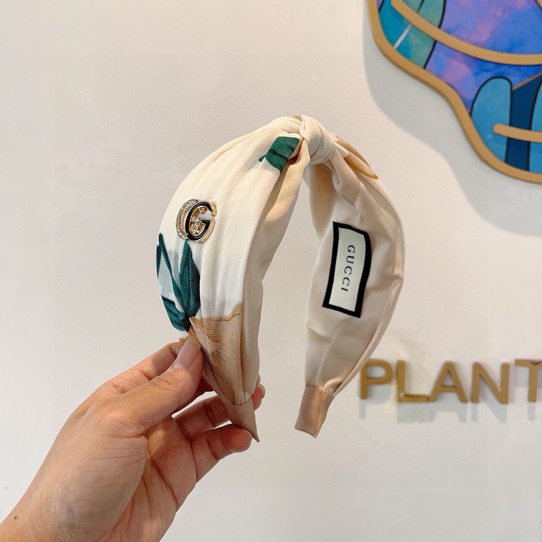 NO:301565,Packaging Gucci Internet celebrity classic new wide version headband, goddess must-have headband, very versatile, fashionable and trendy hairpins, hairpins, gucci, hairpins19860909配包装 Gucci古奇 网红经典新款宽版发箍,女神必备单品头箍,非常百搭,时尚潮流发夹,发夹,gucci,hairpins,accessory