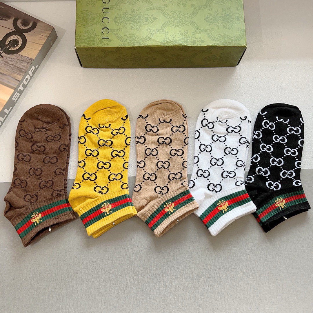 配包装（一盒5双）
GUCCI 古奇2023新款船袜袜子！纯棉面料，火爆图案，专柜同步中短筒袜子，💛大牌
