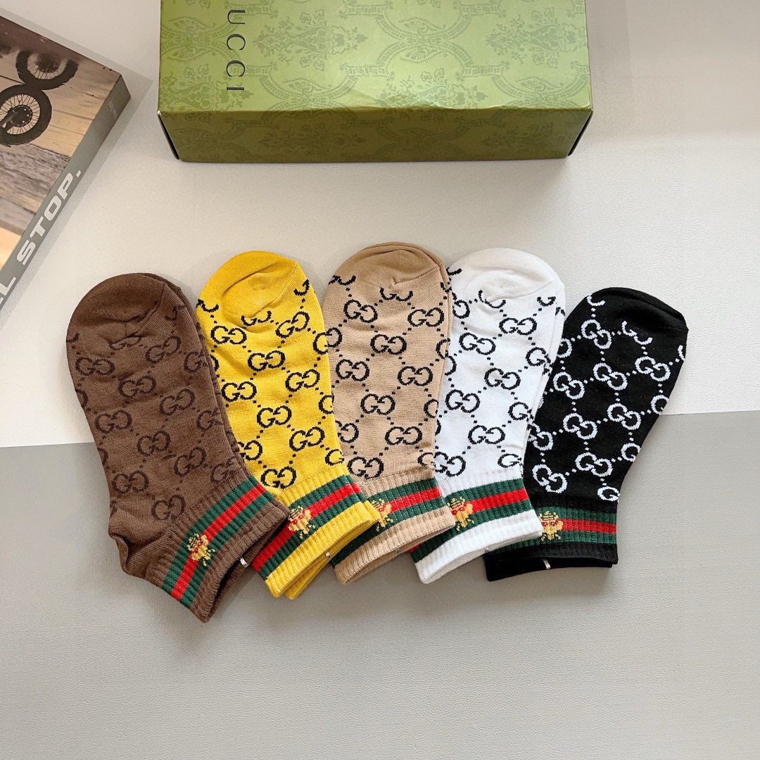 配包装（一盒5双）
GUCCI 古奇2023新款船袜袜子！纯棉面料，火爆图案，专柜同步中短筒袜子，💛大牌