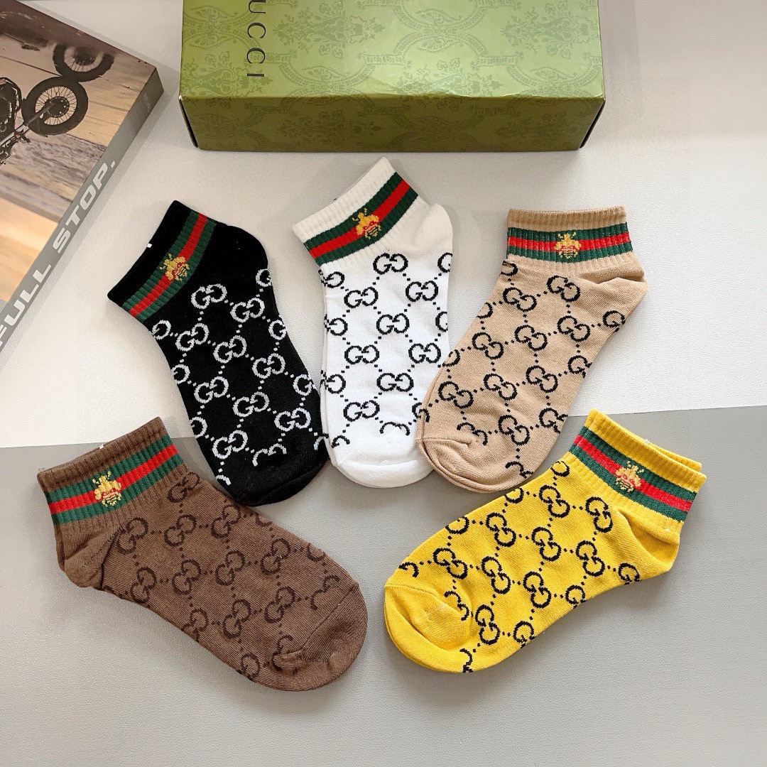 配包装（一盒5双）
GUCCI 古奇2023新款船袜袜子！纯棉面料，火爆图案，专柜同步中短筒袜子，💛大牌