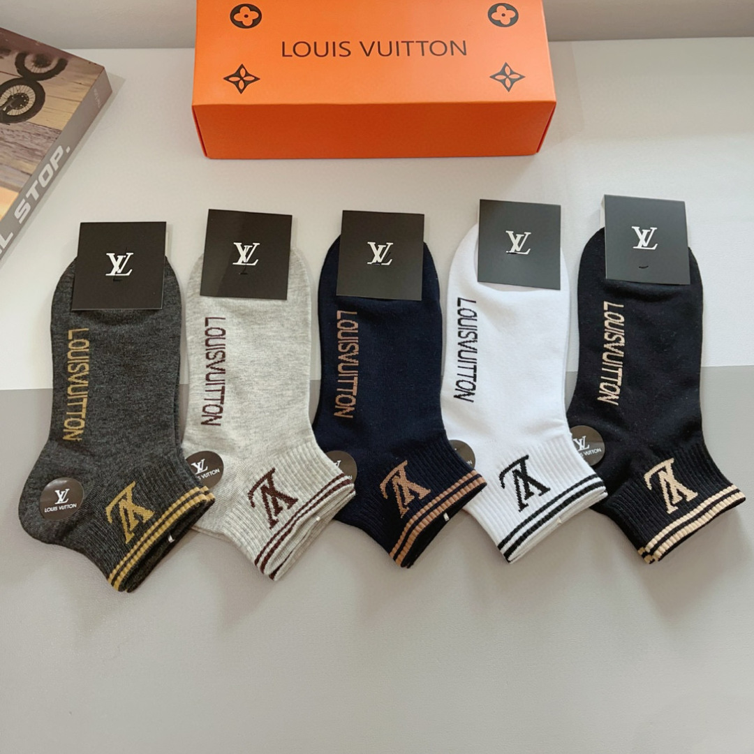 配包装（一盒5双） 🌟 LV 路易威登 超火爆小单品，高版本羊毛面料，潮人必备 爆款，经典字母logo中