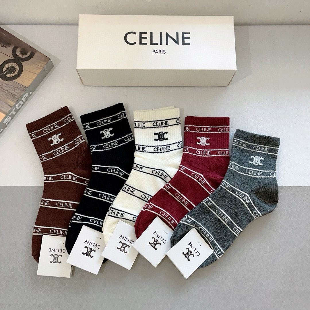 配包装（一盒5双）
CELINE  赛琳 新款中筒袜、纯棉面料，专柜同 步中筒袜子，💛大牌出街，潮人必备
