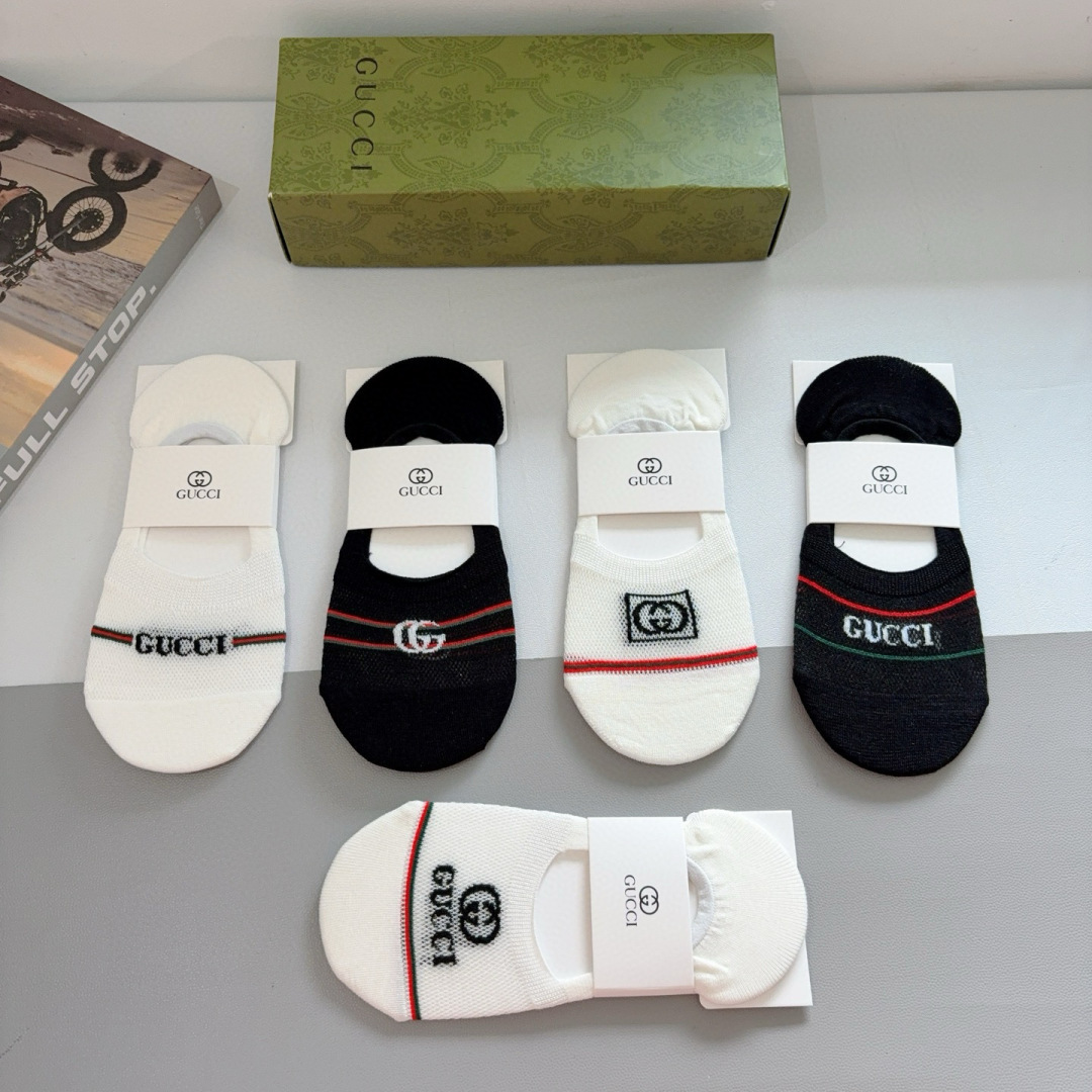 配包装（一盒5双）
 Gucci 古奇 ins超火爆短款船袜，竹棉面料，潮人必备 ，经典G家袜子 个性时