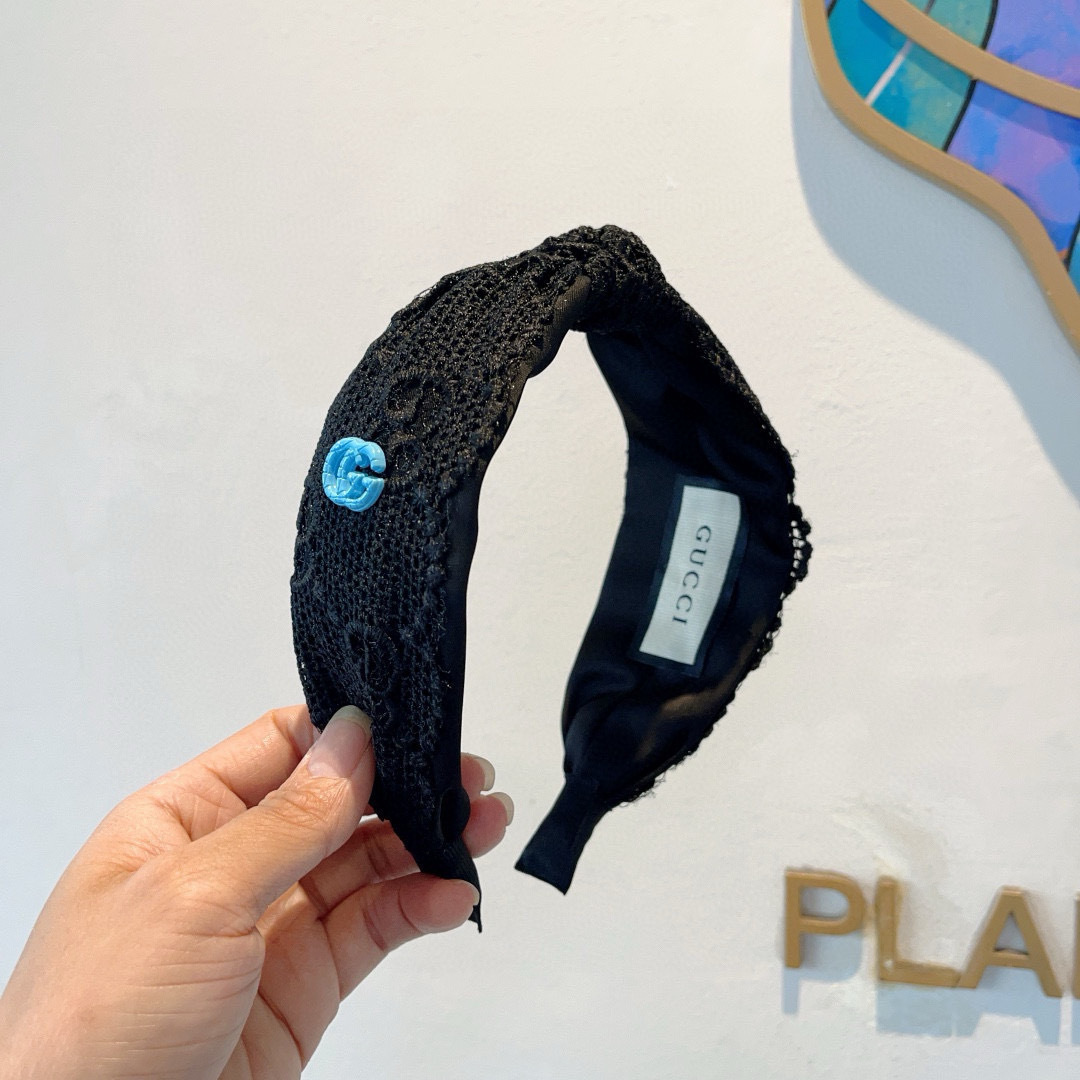 NO:367812,Packaging Gucci Internet celebrity classic new lace fabric headband, goddess must-have single headband, very versatile and fashionable style!  hairpins, hairpins, gucci, hairpins19860909配包装 Gucci古奇 网红经典新款花边布艺发箍,女神必备单品头箍,非常百搭,时尚潮流款！发夹,发夹,gucci,hairpins,accessory