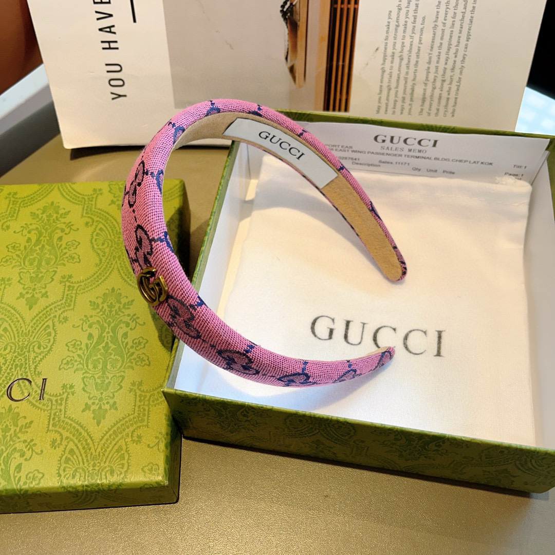 配包装
Gucci古奇 官方经典新款双G发箍，女神必备单品，非常百搭，时尚潮流